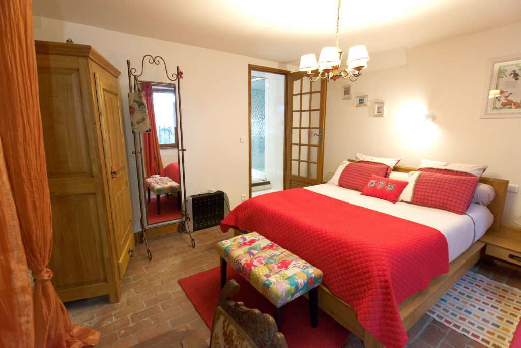 Chambre la cigale et la fourmi ferme historique Jean de la Fontaine chambres d'hôtes Grand gîte