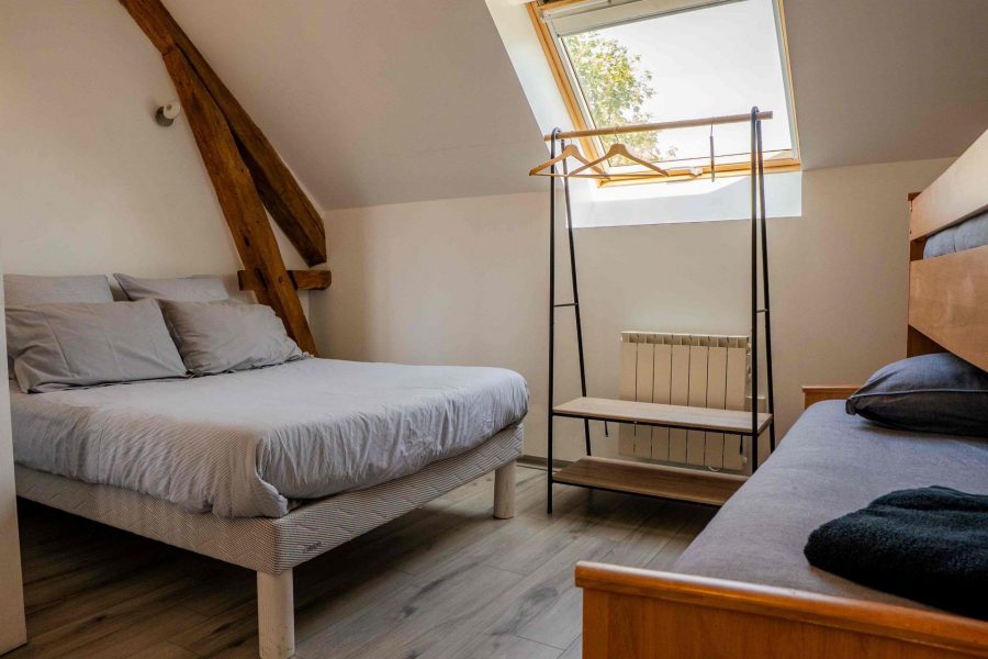 Chambre meublé l'annexe ferme historique Jean de la Fontaine Grand gîte