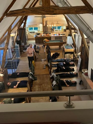 Atelier sapiens moderne Nos Ateliers Pratiques Des expériences vivantes et concrètes pour ancrer les apprentissages du corps.