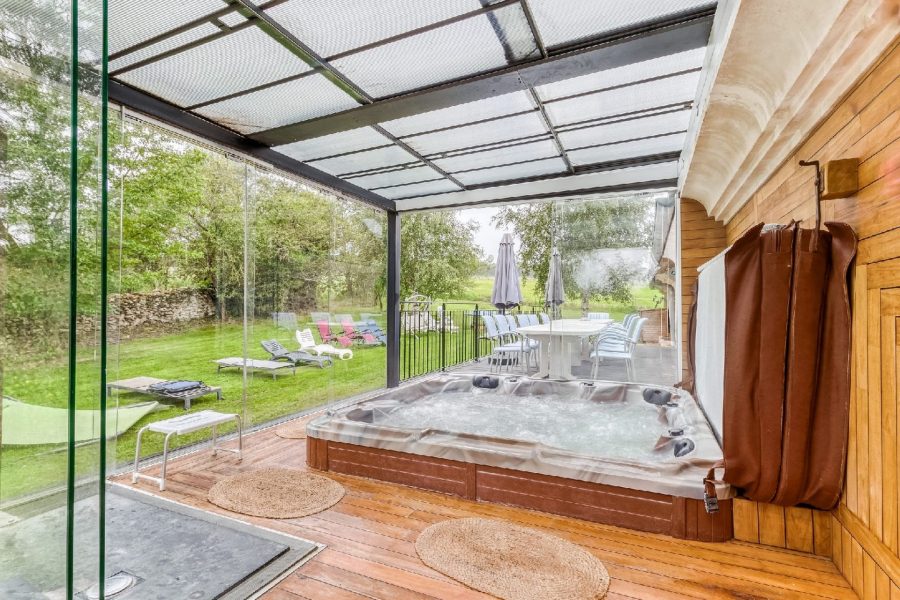 spa jacuzzi Grand gîte